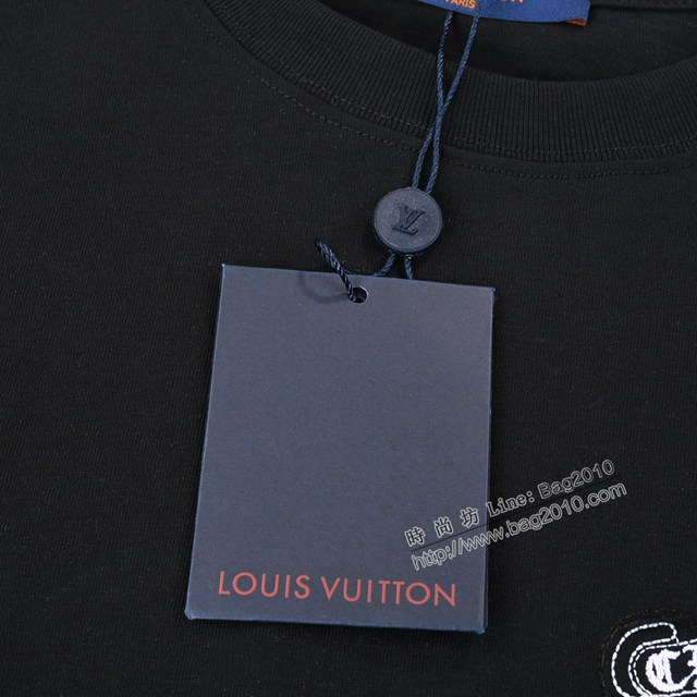 Louisvuitton路易威登Lv X Chromehearts專櫃2023SS新款聯名刺繡T恤 男女同款 tzy2754